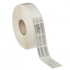 Banda reflectorizanta adeziva intrerupta pentru prelate - ALBA (rola 5cm x 45m) Banda reflectorizanta adeziva intrerupta pentru prelate - ALBA (rola 5cm x 45m)