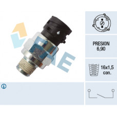 Comutator presiune, limitator incarcare ax Senzor de nivel de suspensie de aer numar pini 2 VOLVO F12 FH16 FL10 FL12 NH12 09.85- FAE FAE18119 Comutator presiune, limitator incarcare ax Senzor de nivel de suspensie de aer numar pini 2 VOLVO F12 FH16 FL10 FL12 NH12 09.85- FAE FAE18119